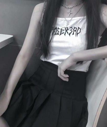 《女配也想有存在感呢（NP，弯掰直）》作者：随一块小说阅读